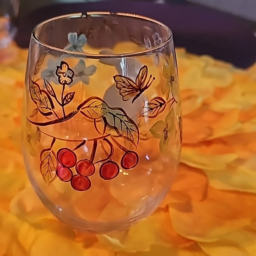 Pier 1 Simon the Bunny Stemless Wine/Water Glasses - Picture 3 of 7